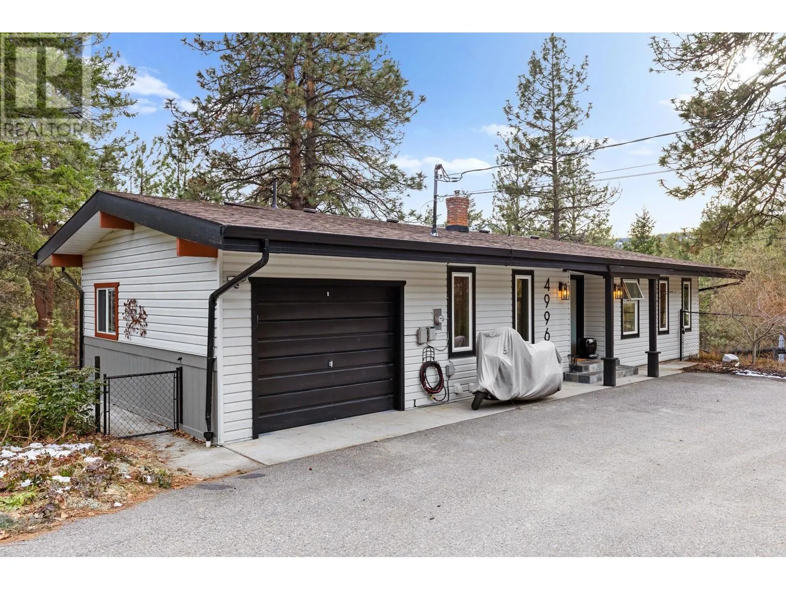 4996 Bradley Drive