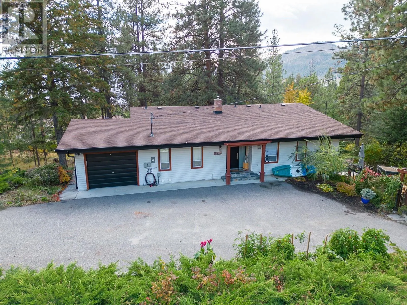 4996 Bradley Drive