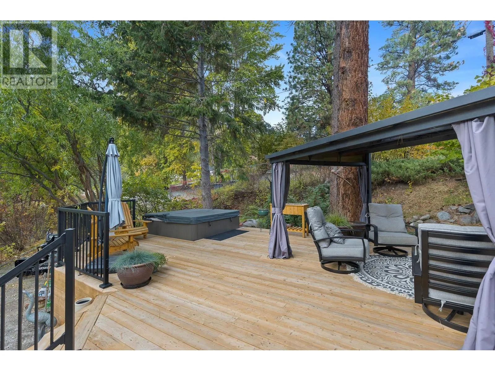 4996 Bradley Drive