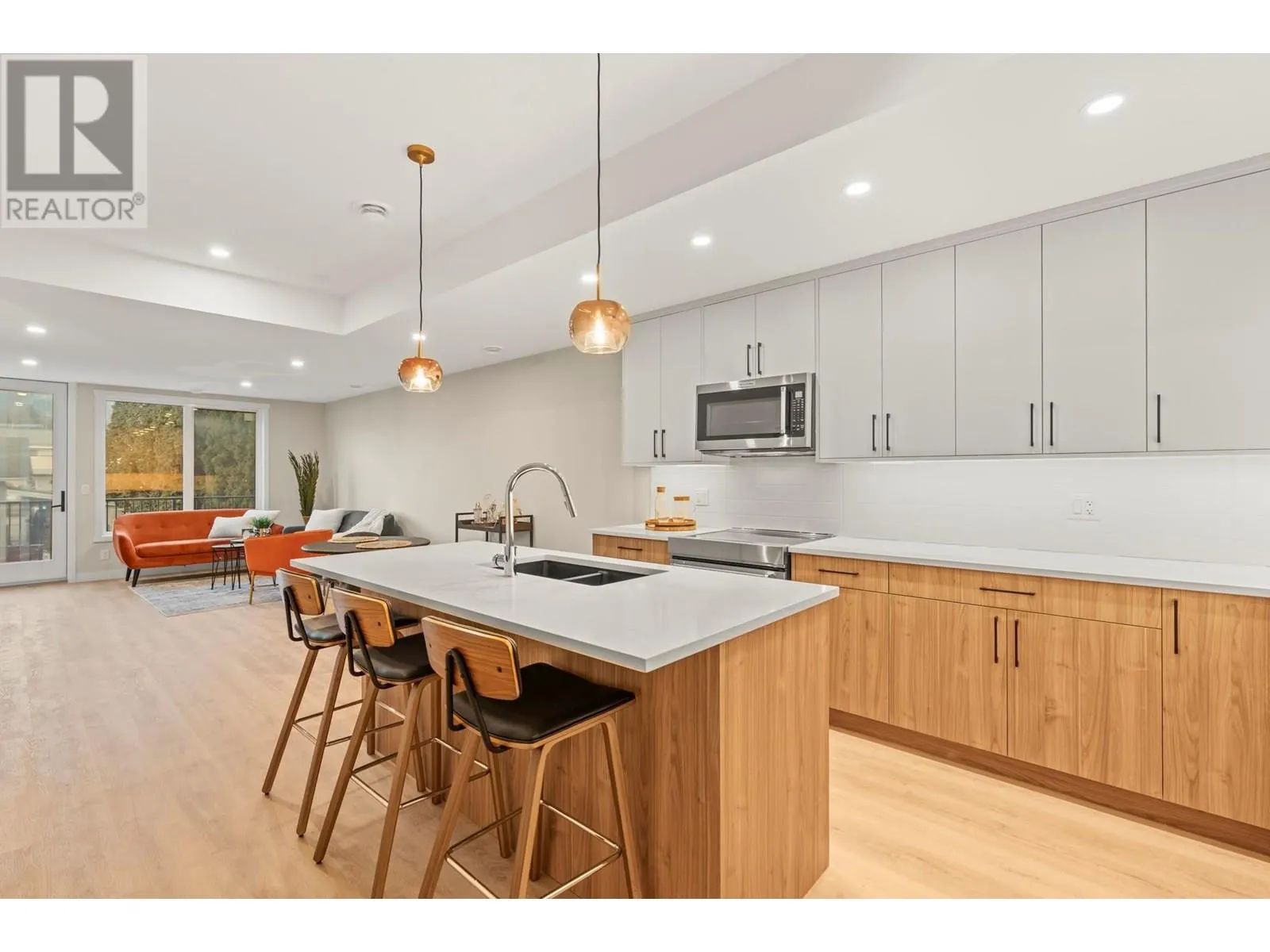 3907 26 Street Unit# 2