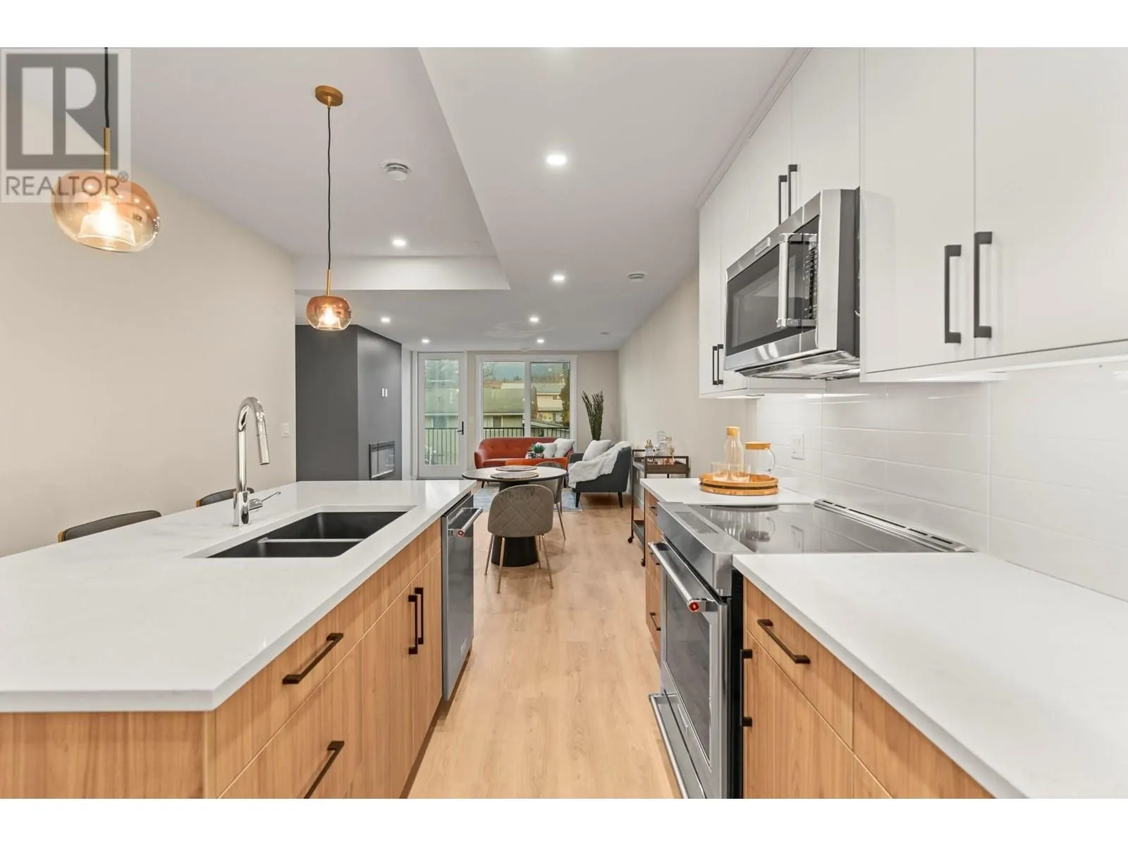 3907 26 Street Unit# 2