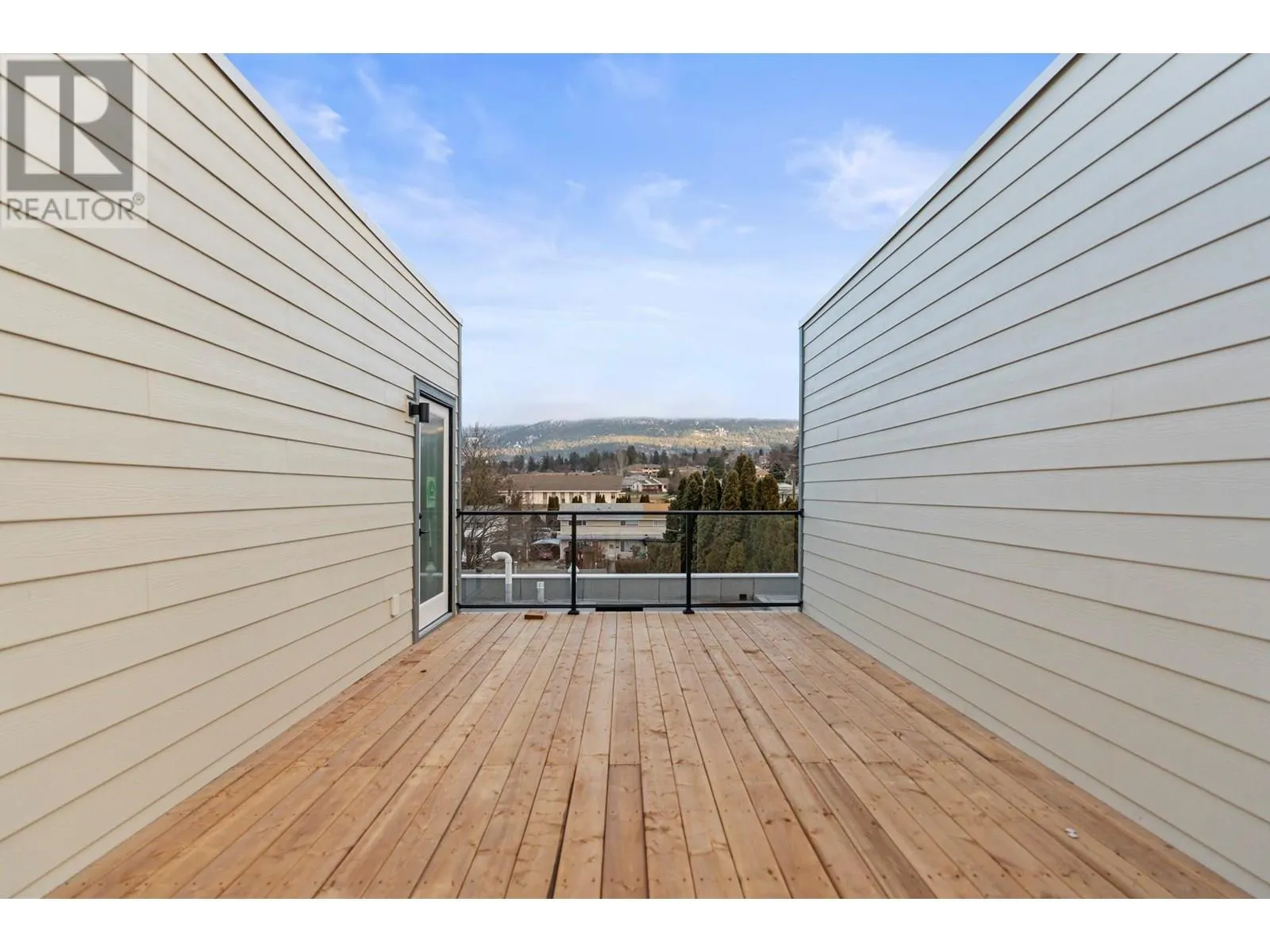 3907 26 Street Unit# 2