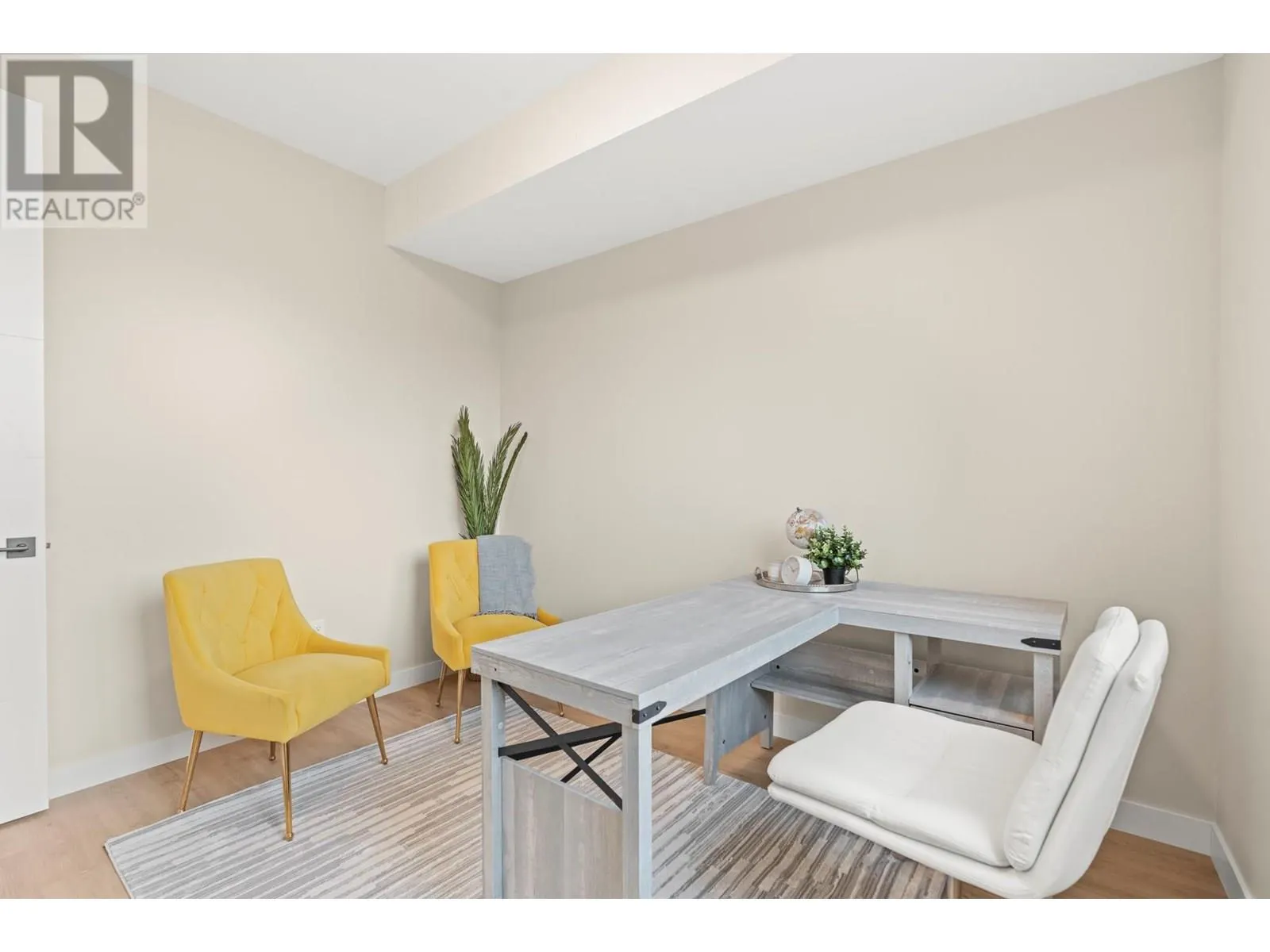 3907 26 Street Unit# 2