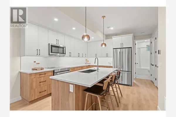 3907 26 Street Unit# 2