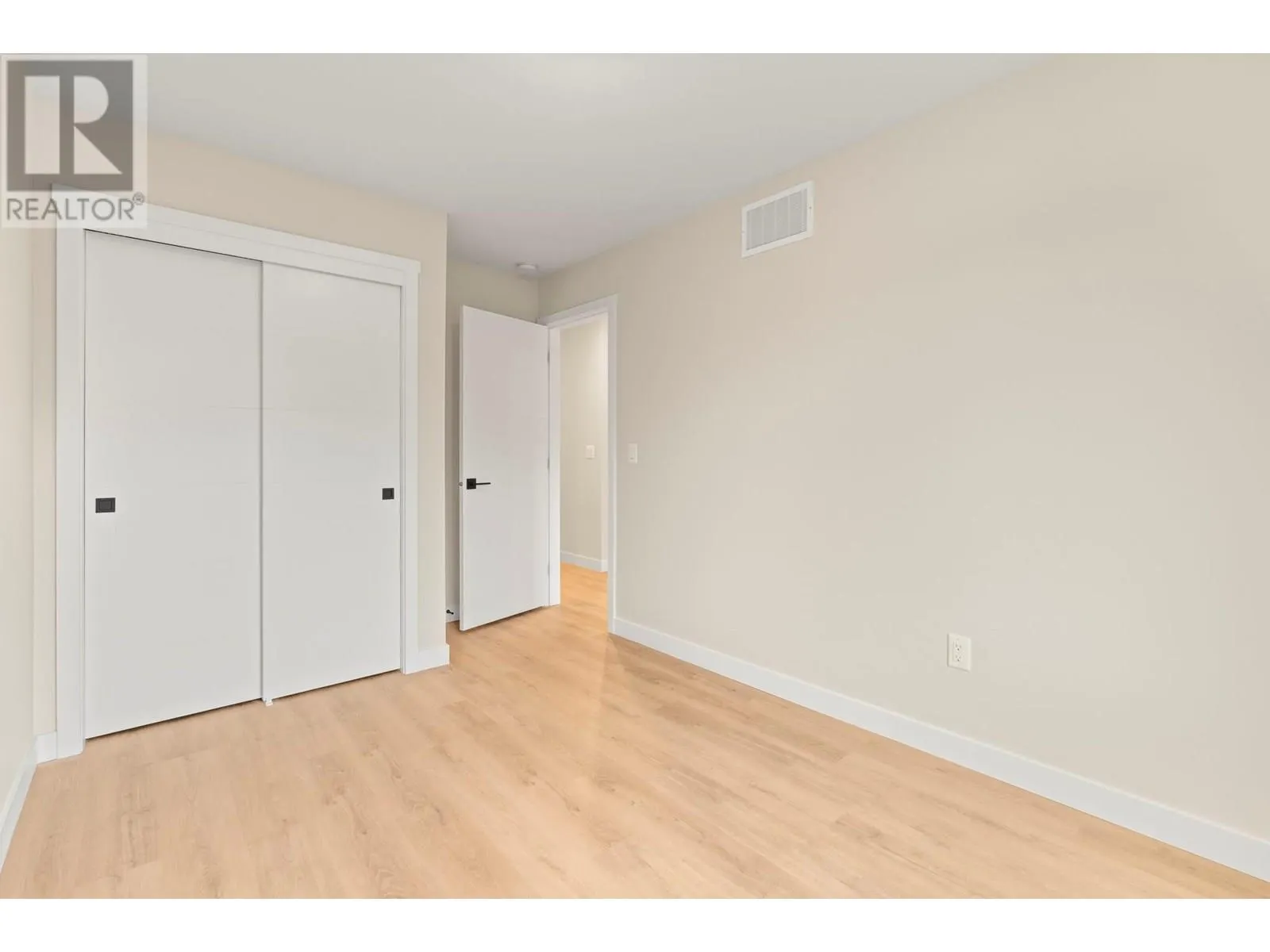 3907 26 Street Unit# 2