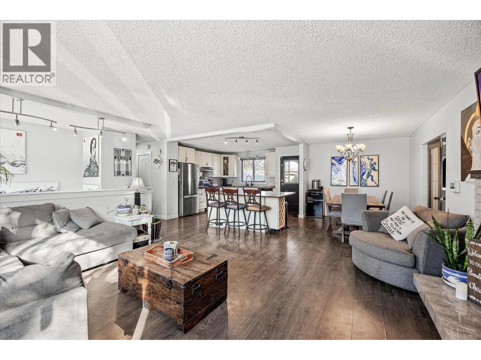 970 Tamarack Drive