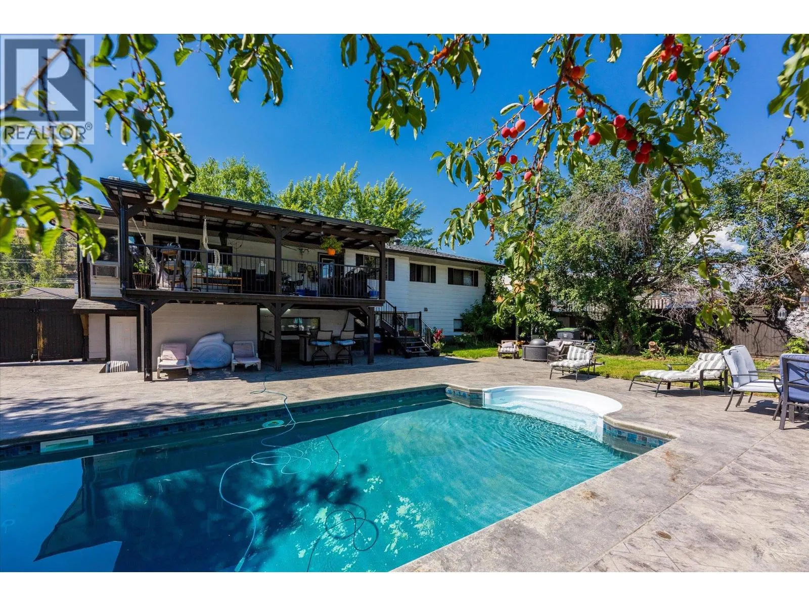 970 Tamarack Drive