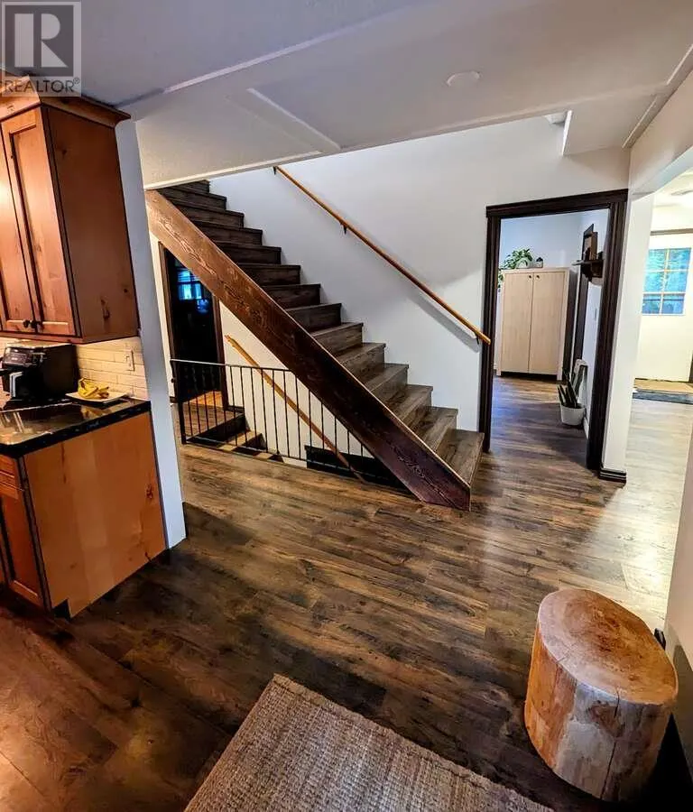 3025 Camozzi Road