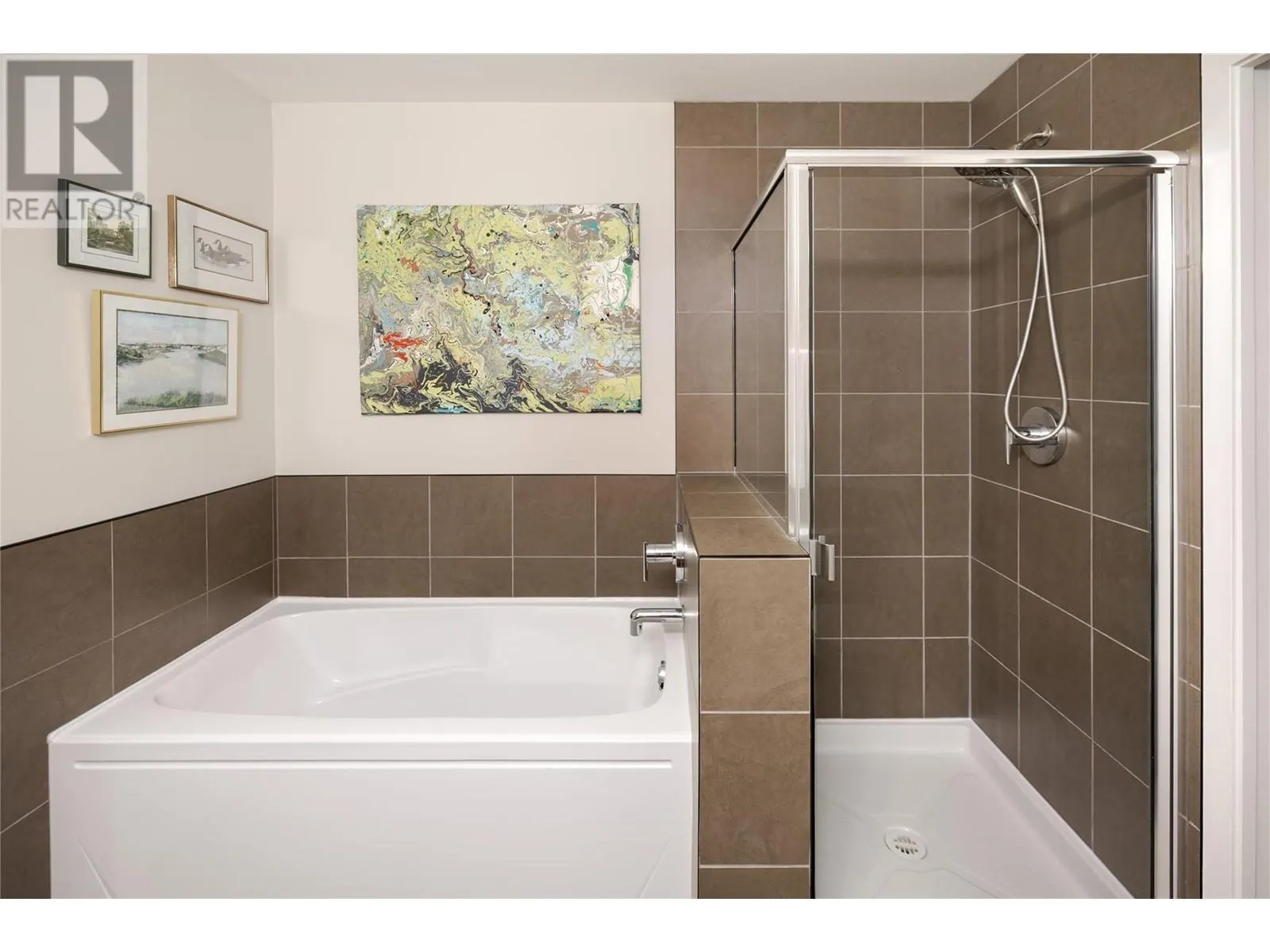 3220 Skyview Lane Unit# 410