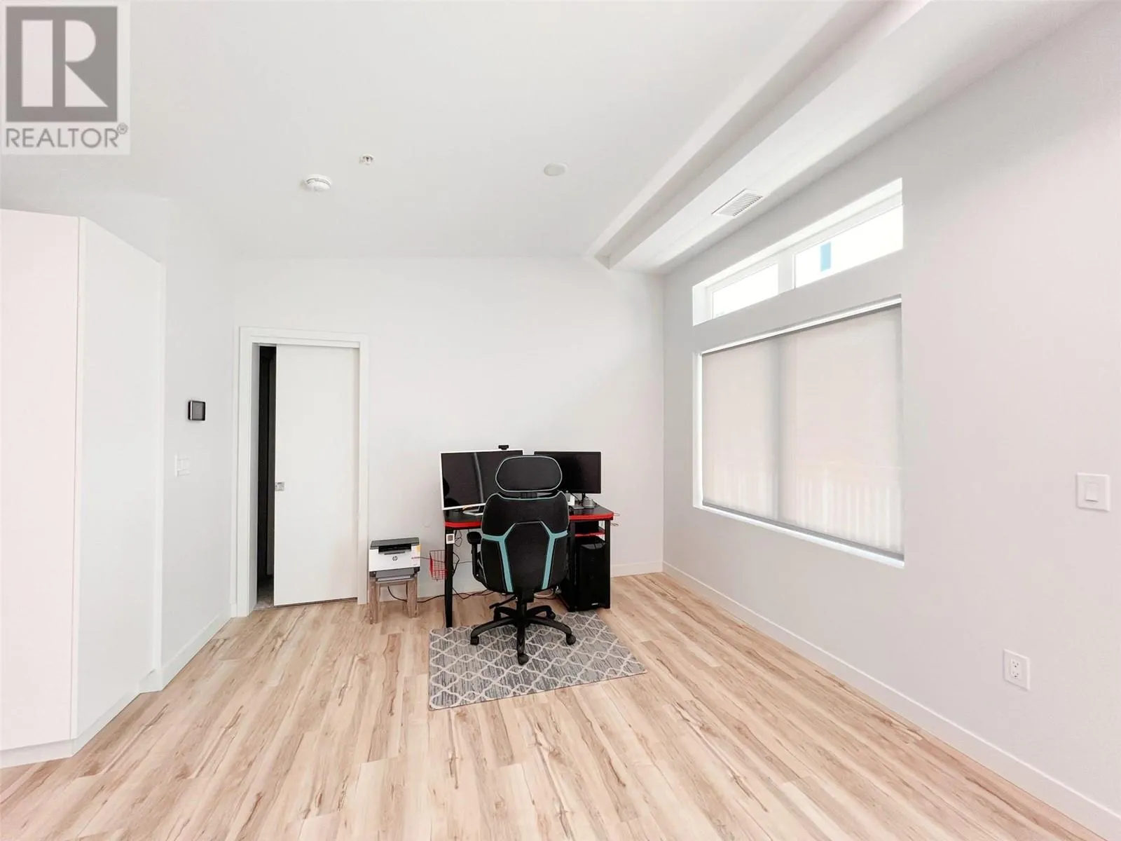 13417 Lakeshore Drive Unit# 204