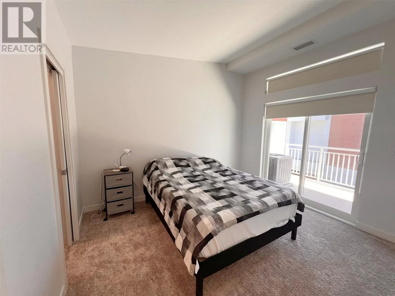 13417 Lakeshore Drive Unit# 204