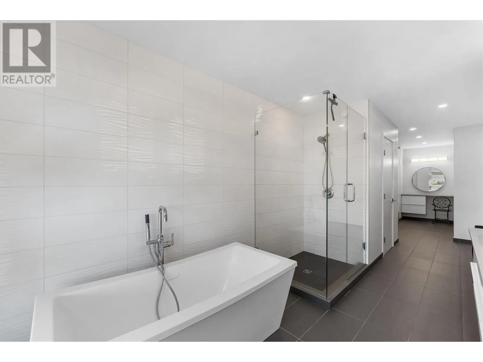 6114 Faircrest Street Unit# 105