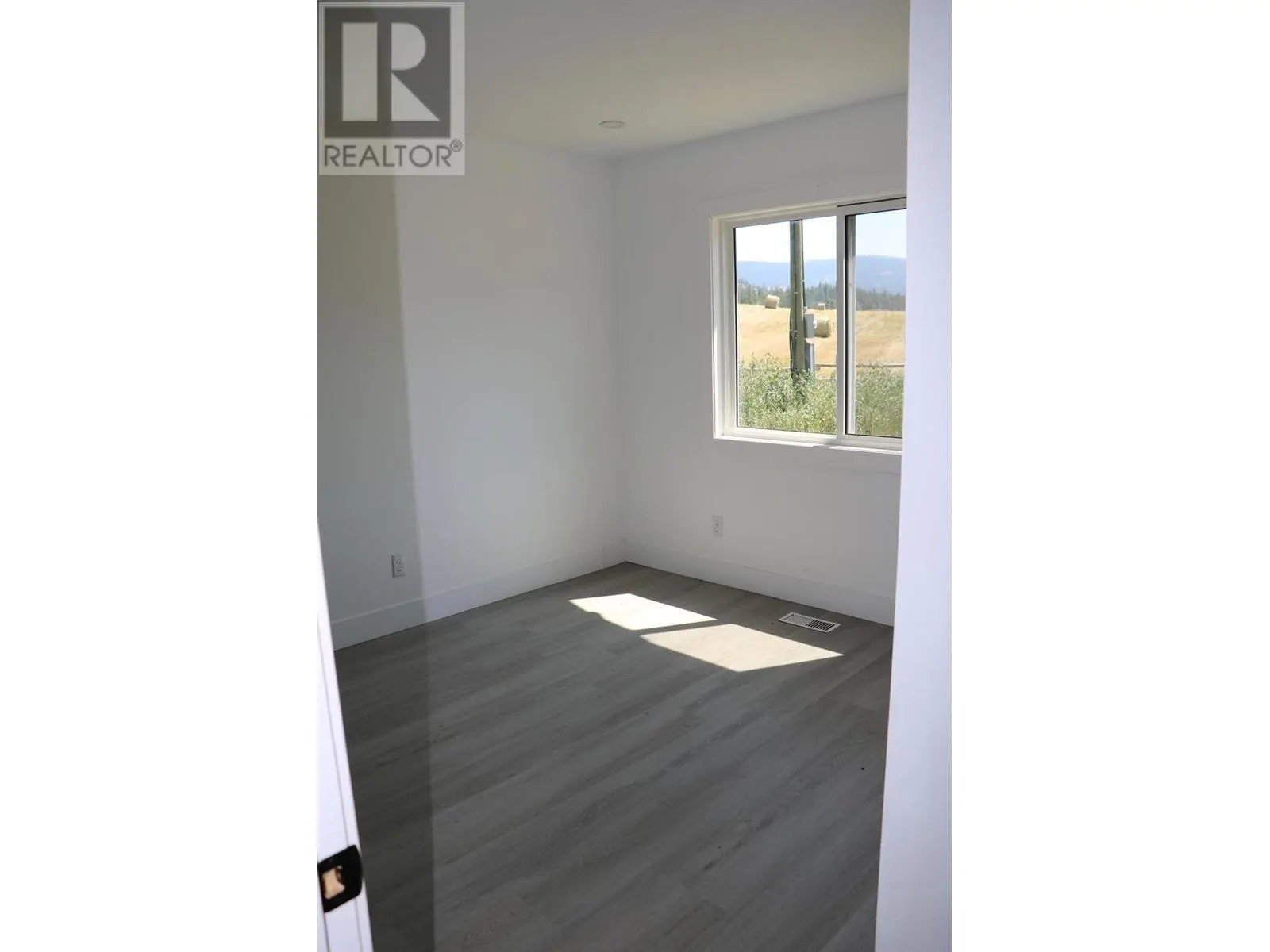 2448 BARNHARTVALE Road