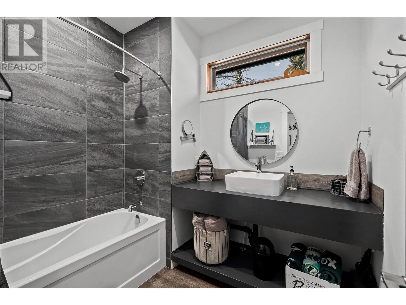 800 Idabel Lake Road Unit# 9