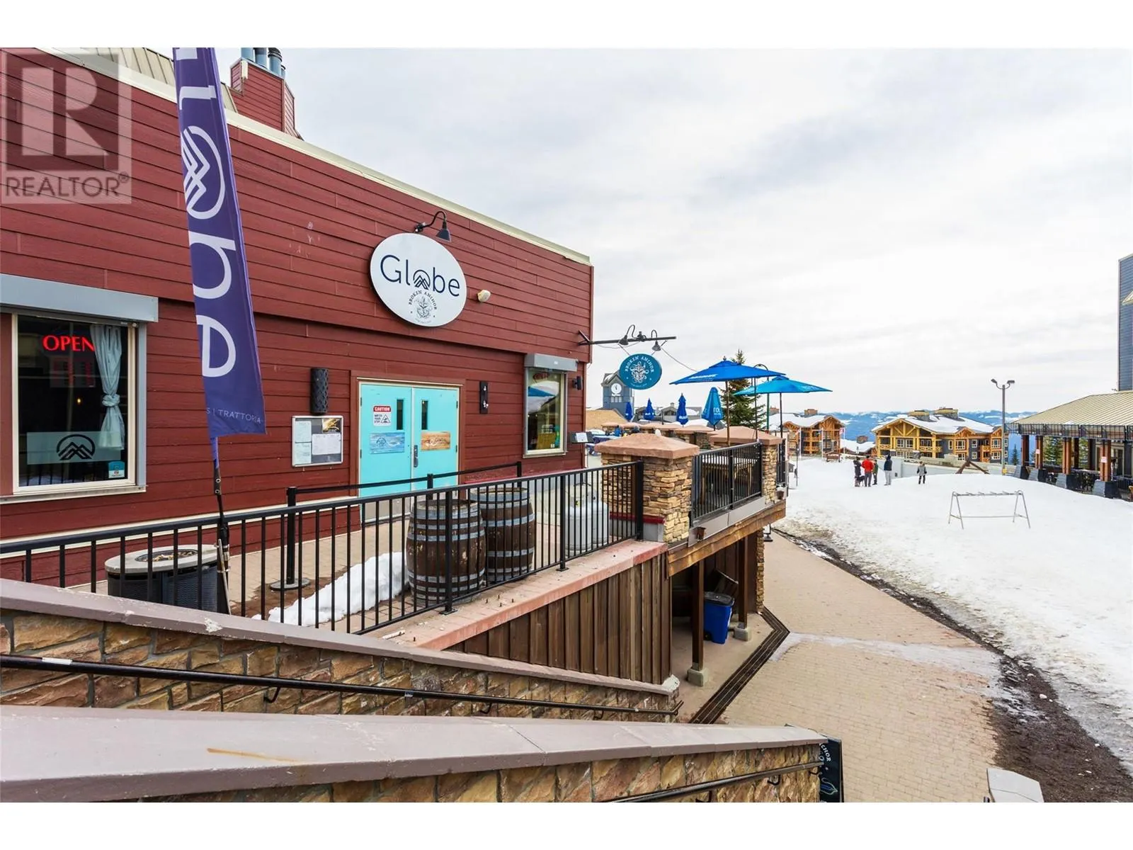 5375 Big White Road Unit# 230