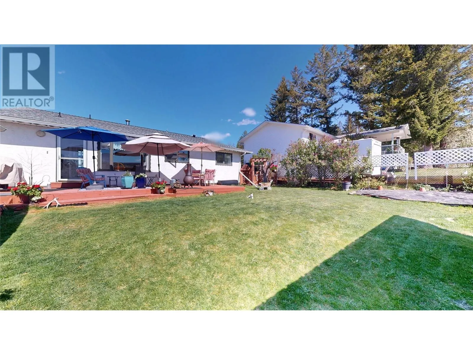 1708 MT NELSON Crescent