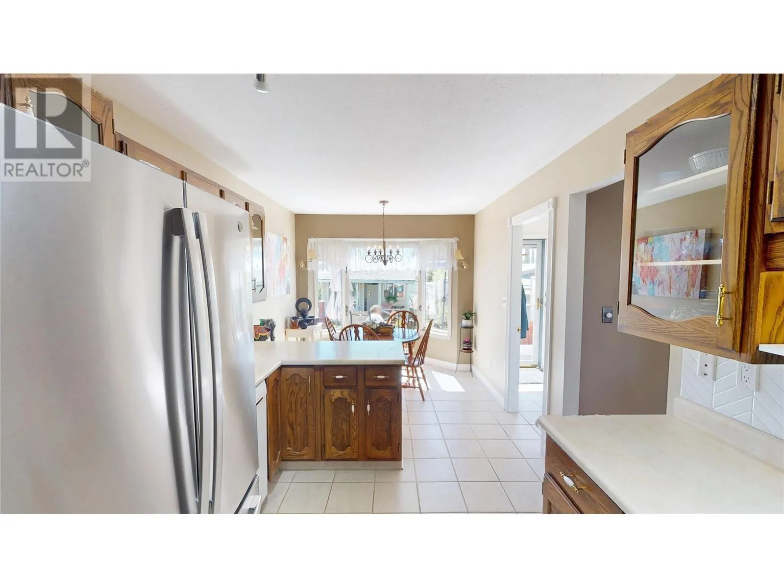 1708 MT NELSON Crescent