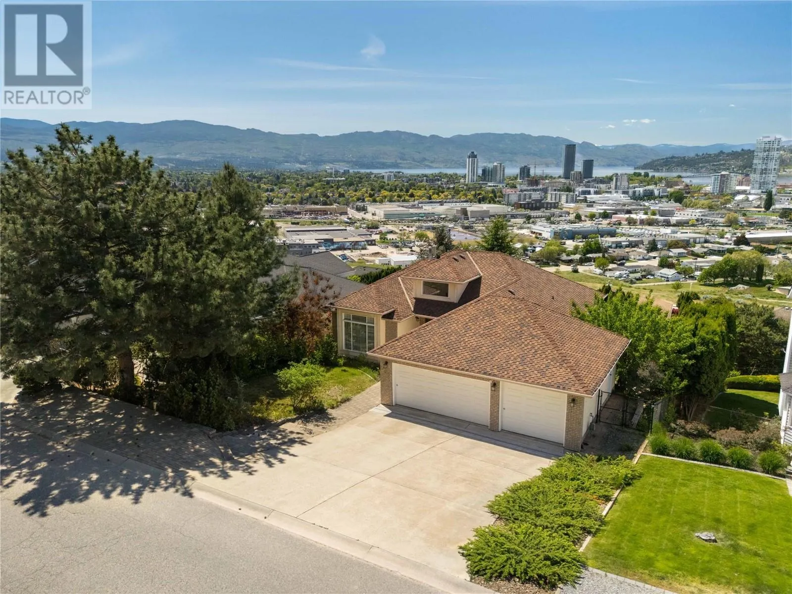 740 ROYAL PINE Drive