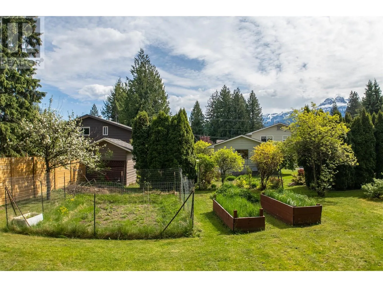 1329 Pratico Road