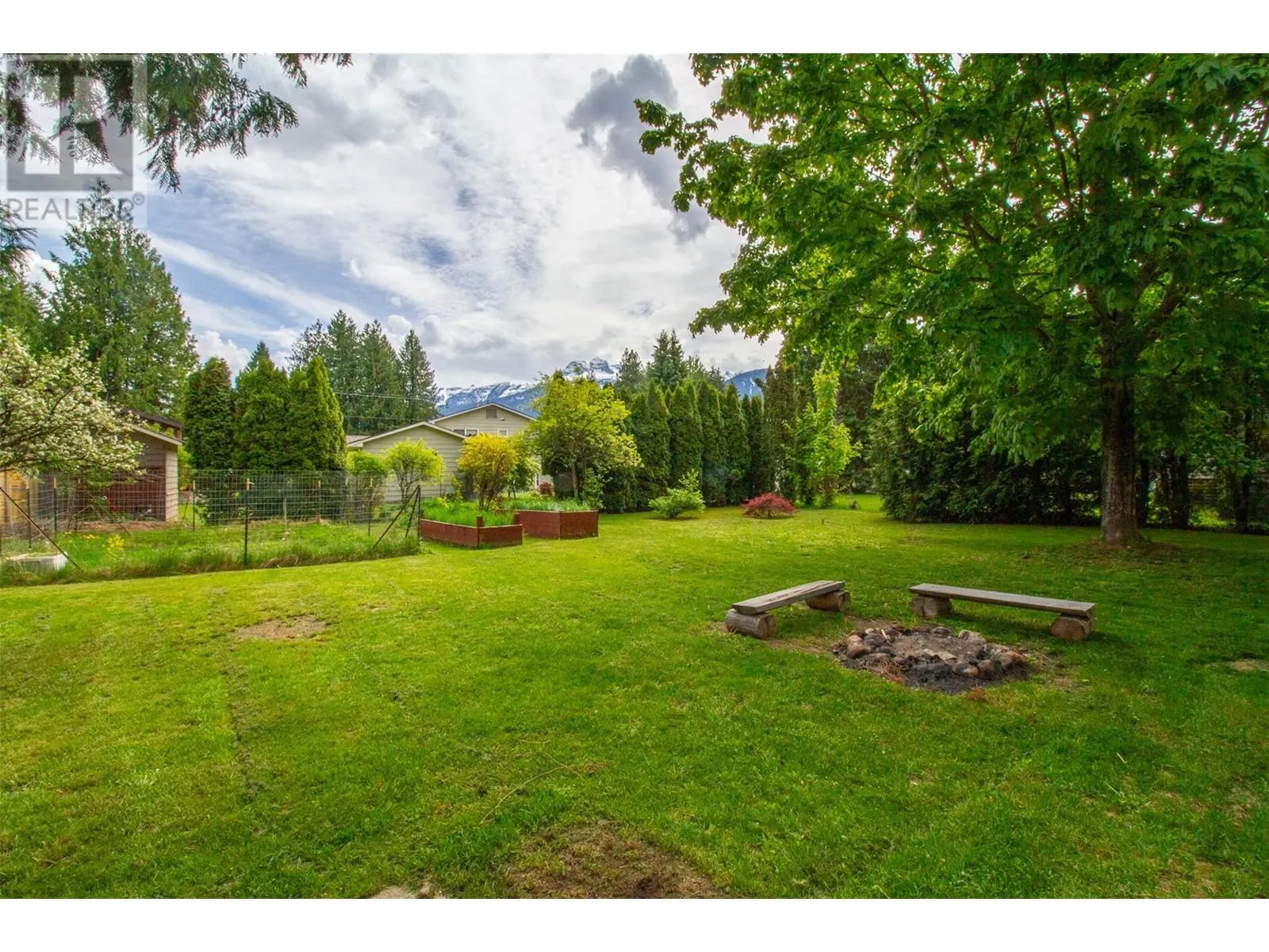 1329 Pratico Road