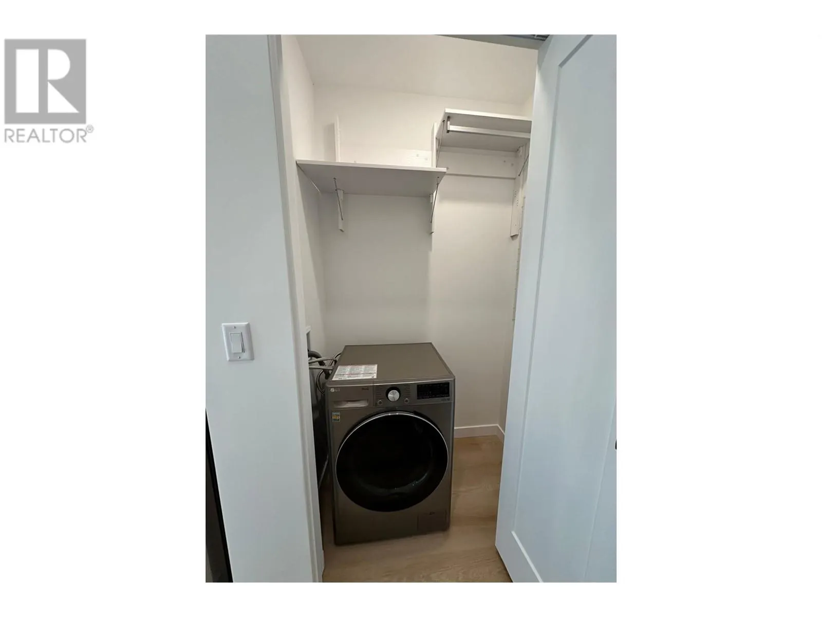 1274 Devonshire Avenue Unit# 443