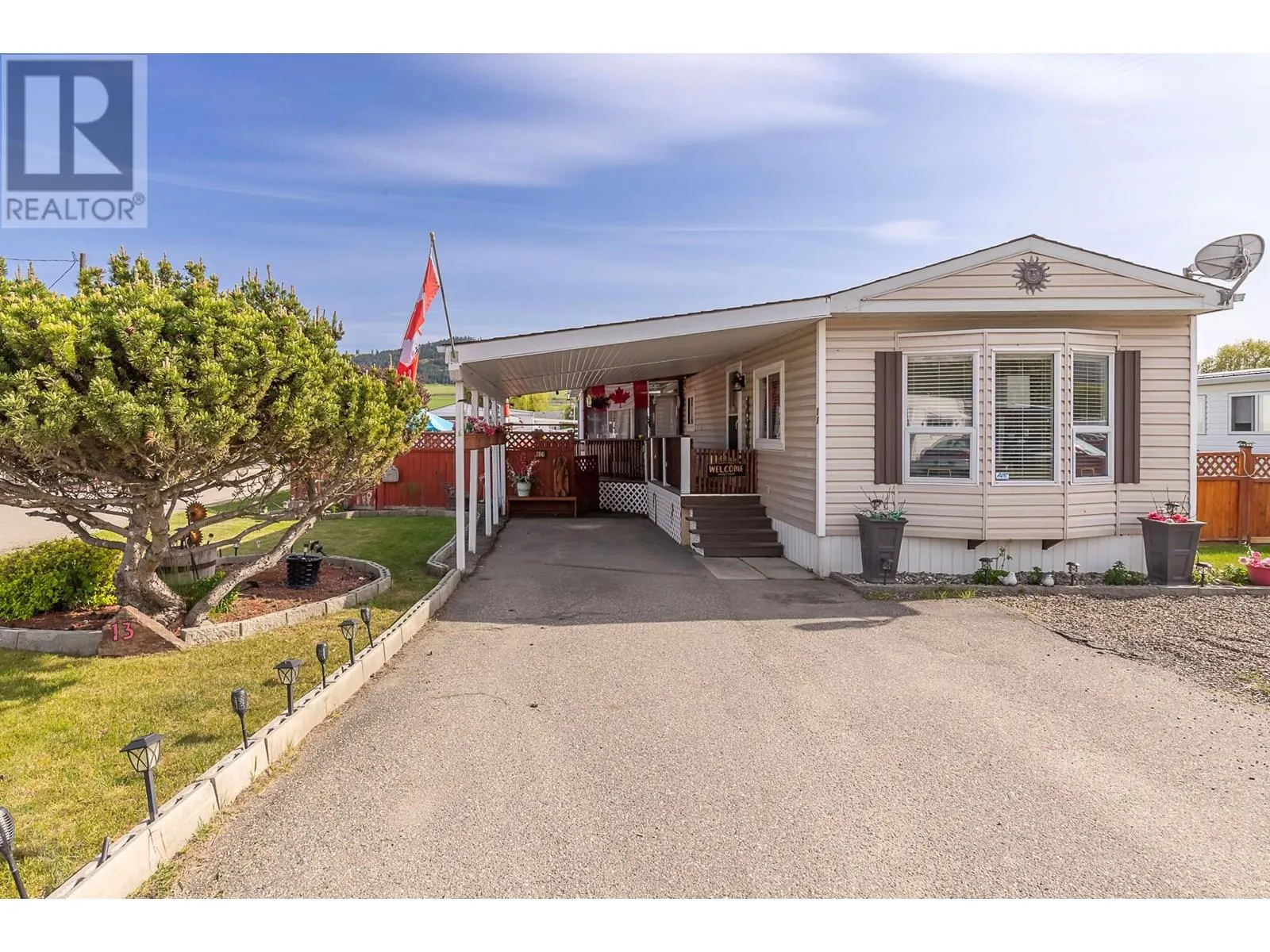 2727 Lakeshore Road Unit# 13