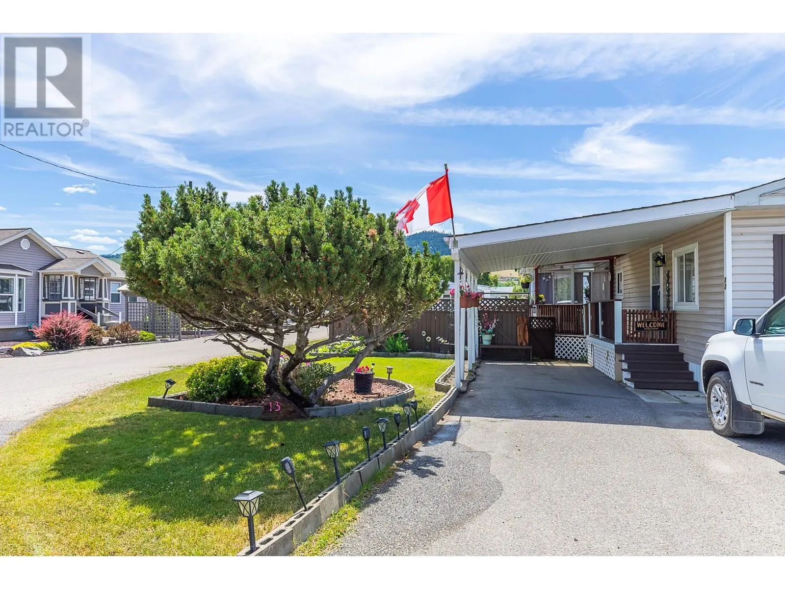 2727 Lakeshore Road Unit# 13