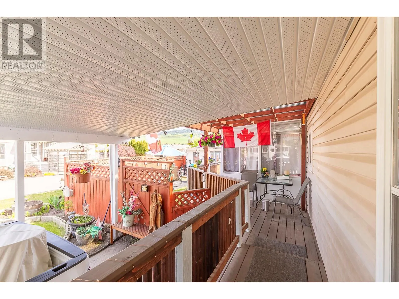 2727 Lakeshore Road Unit# 13