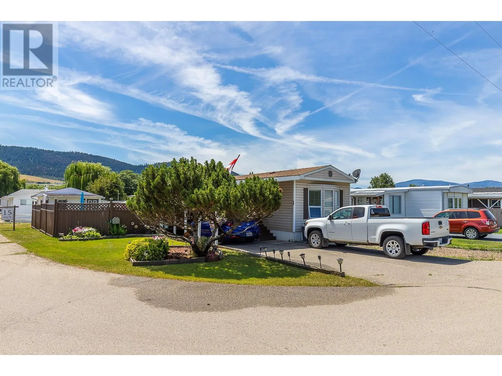 2727 Lakeshore Road Unit# 13