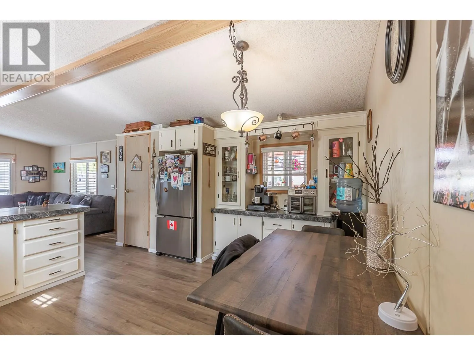 2727 Lakeshore Road Unit# 13