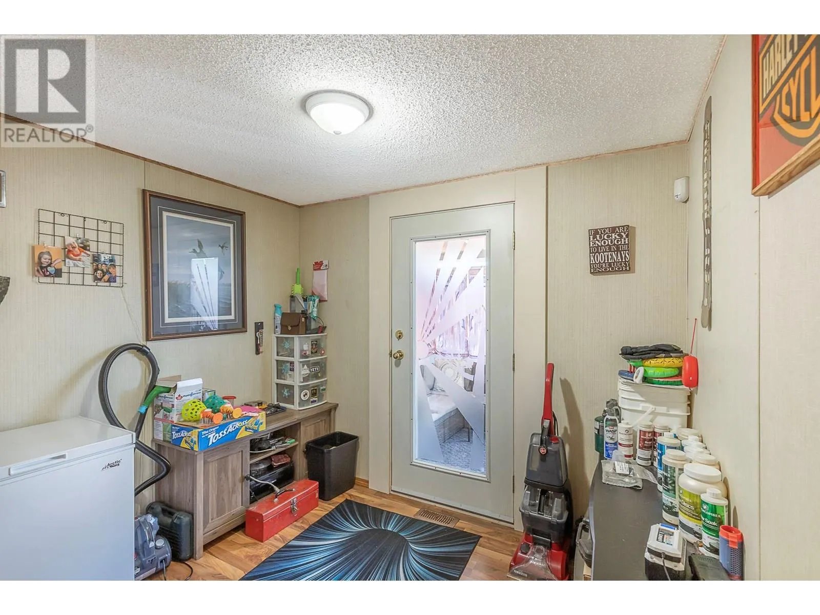 2727 Lakeshore Road Unit# 13