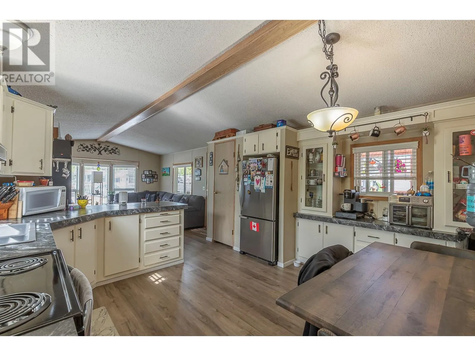 2727 Lakeshore Road Unit# 13