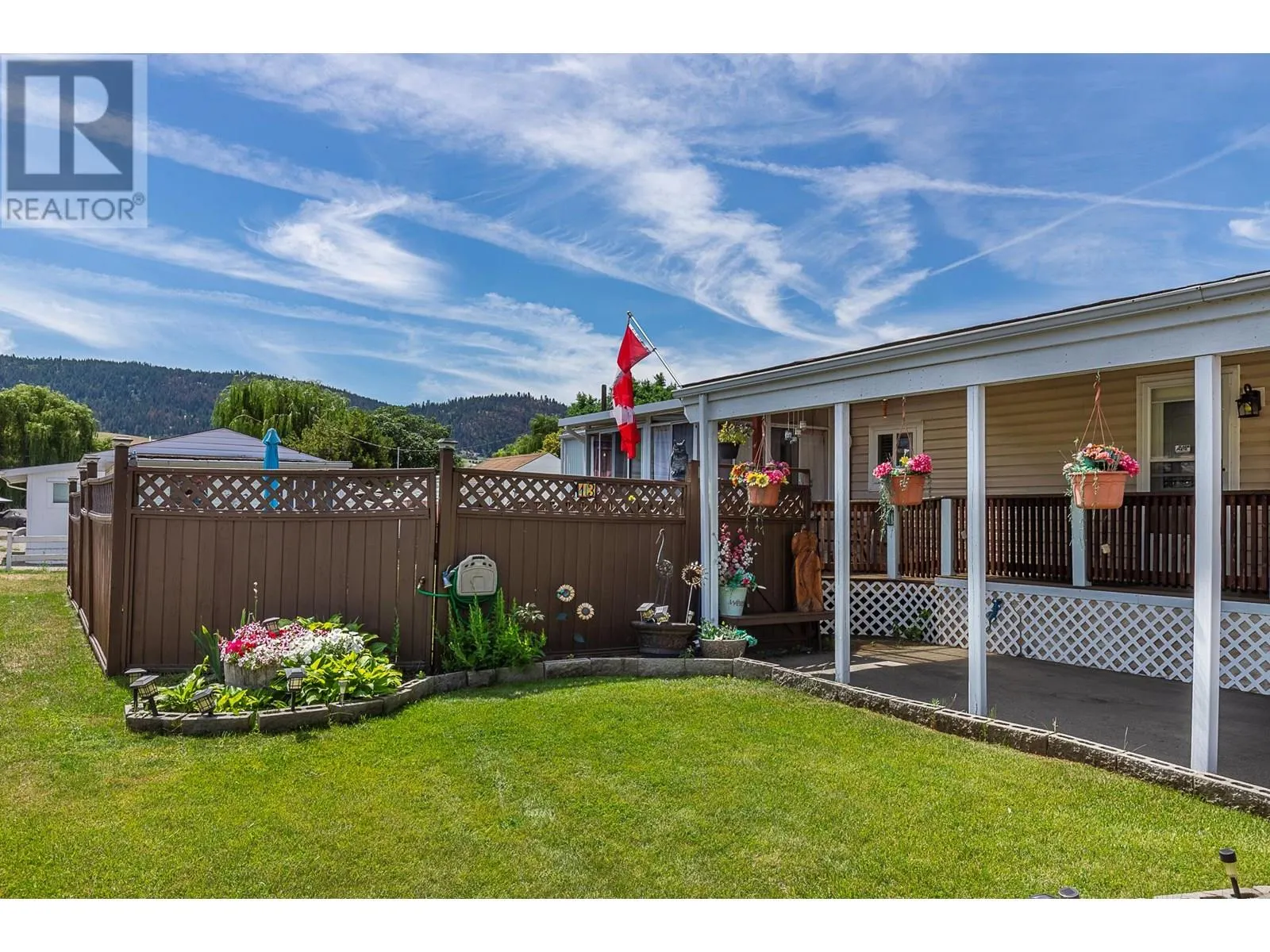 2727 Lakeshore Road Unit# 13