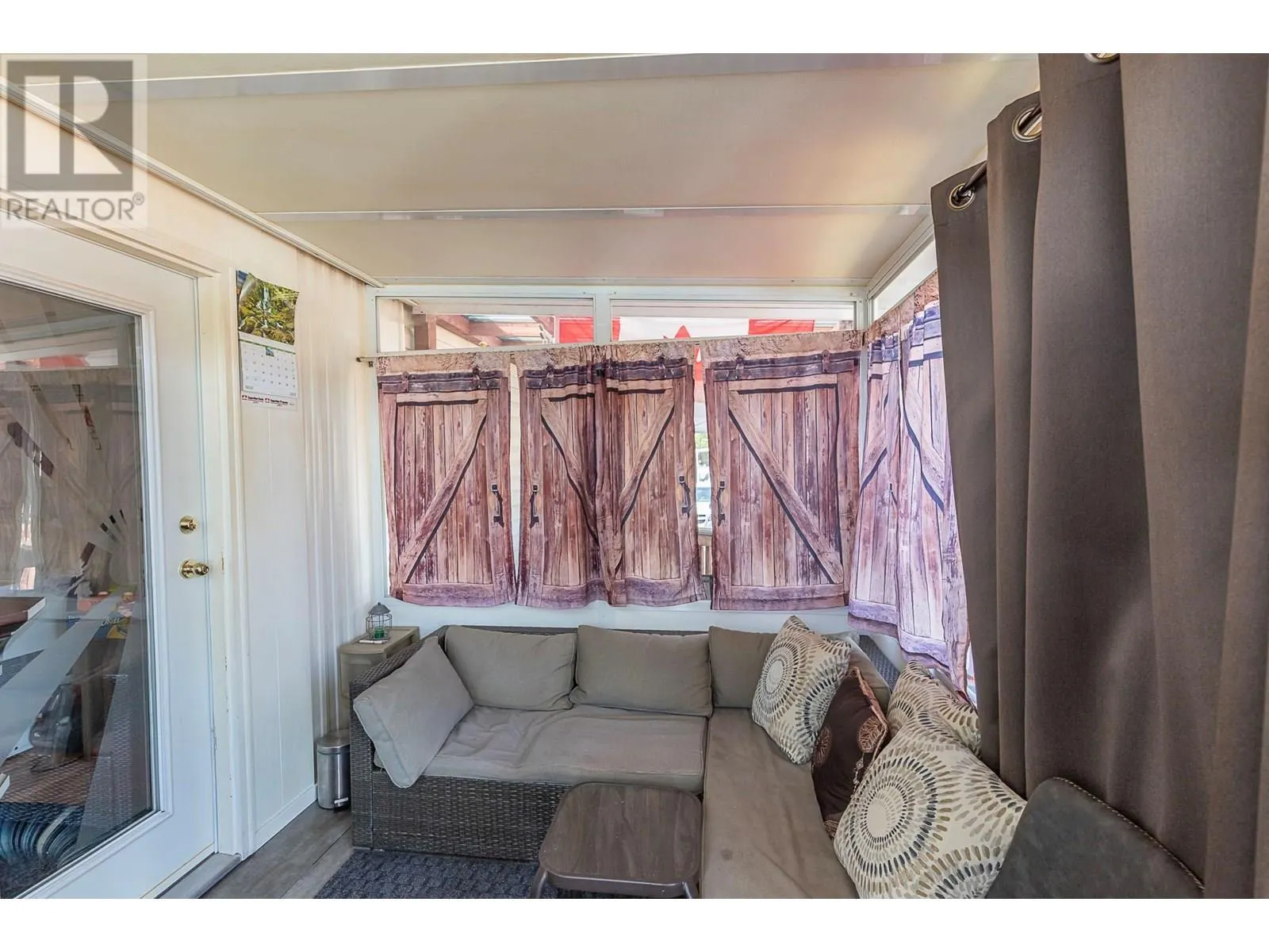 2727 Lakeshore Road Unit# 13