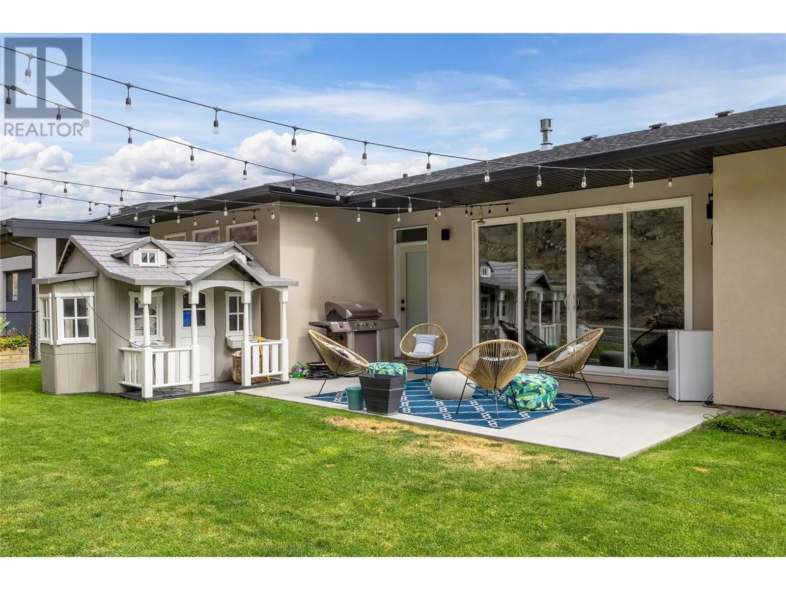 2558 Crown Crest Drive
