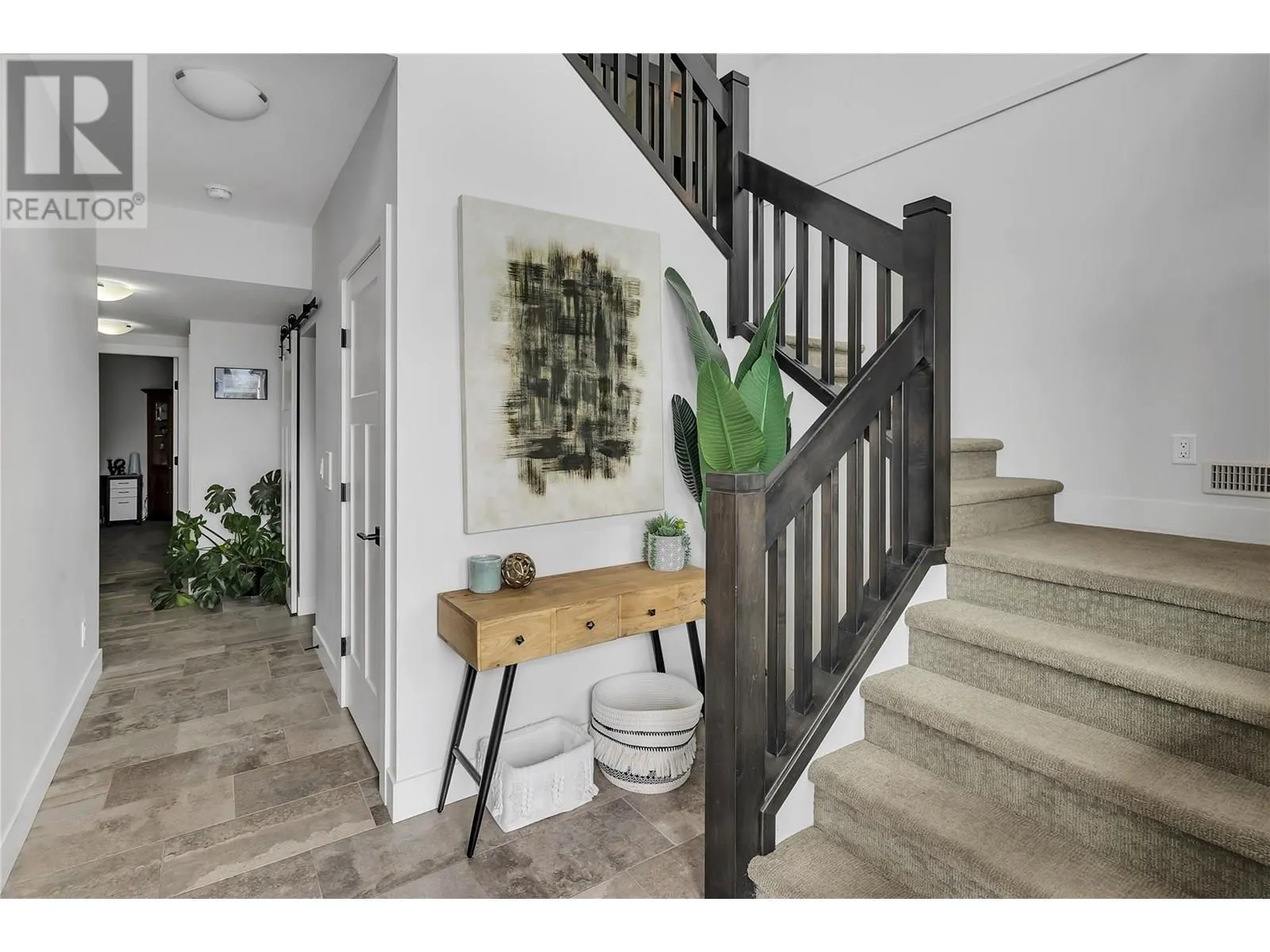 2558 Crown Crest Drive