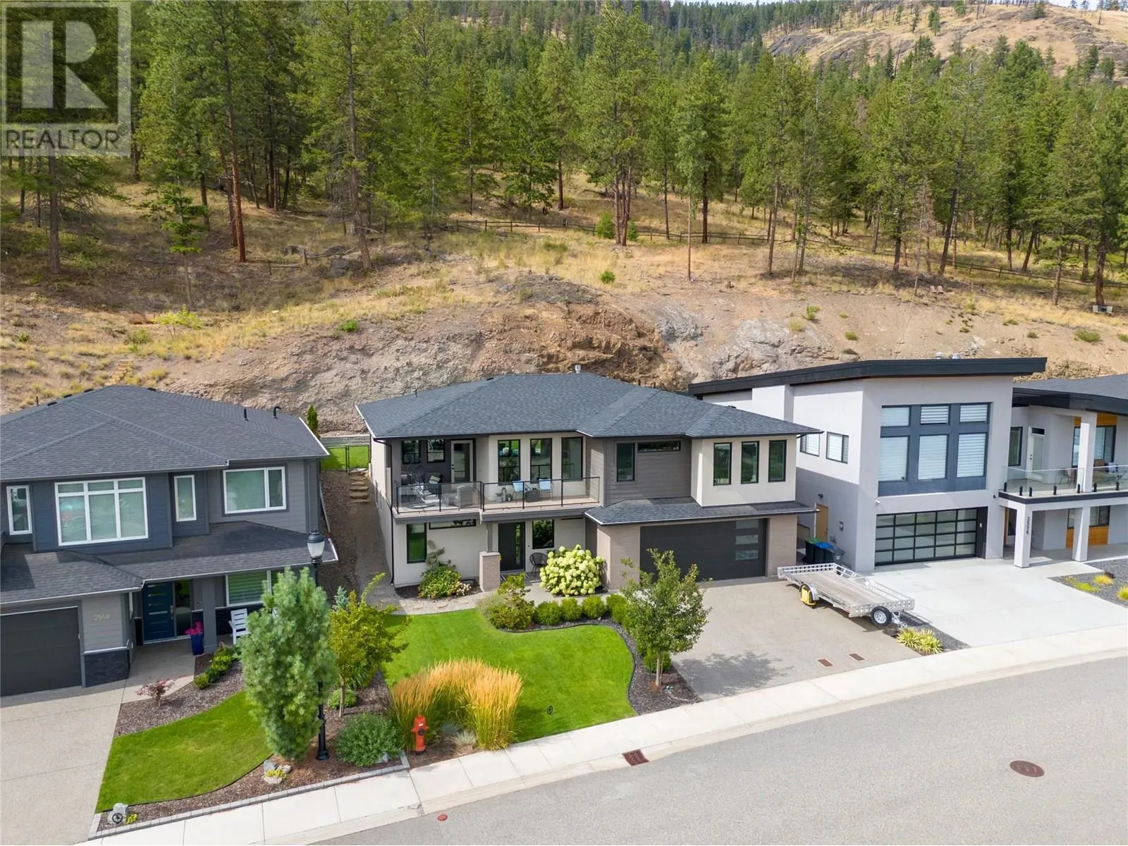 2558 Crown Crest Drive