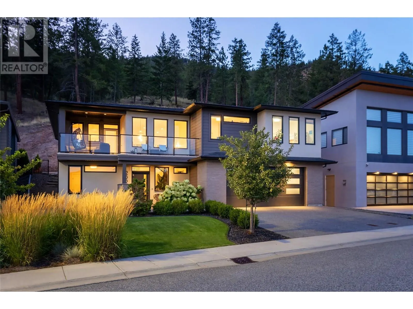 2558 Crown Crest Drive