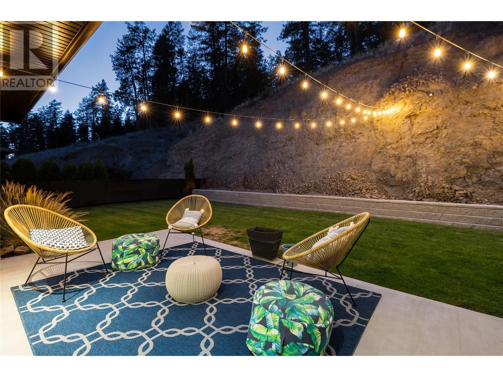 2558 Crown Crest Drive