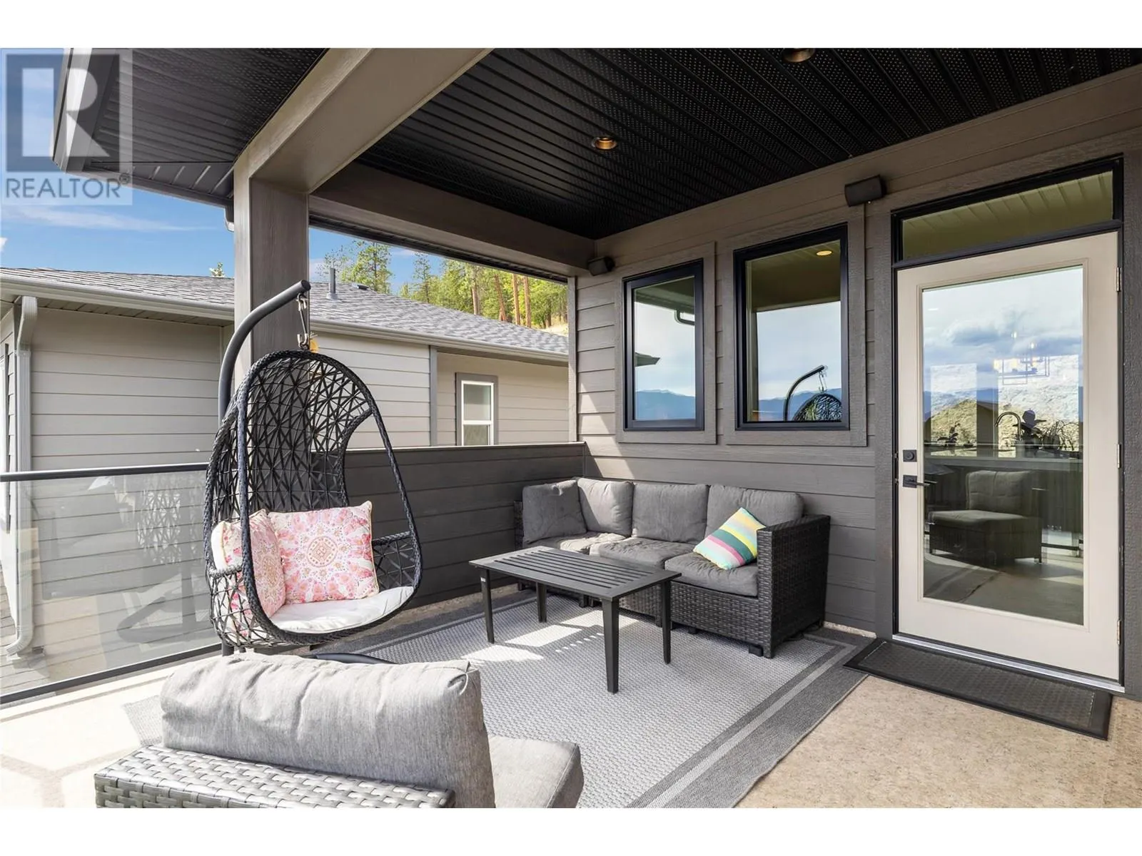 2558 Crown Crest Drive