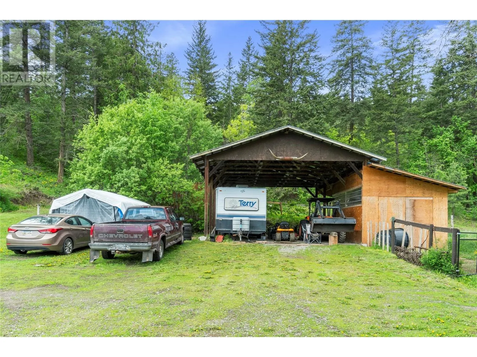 3068 Yankee Flats Road