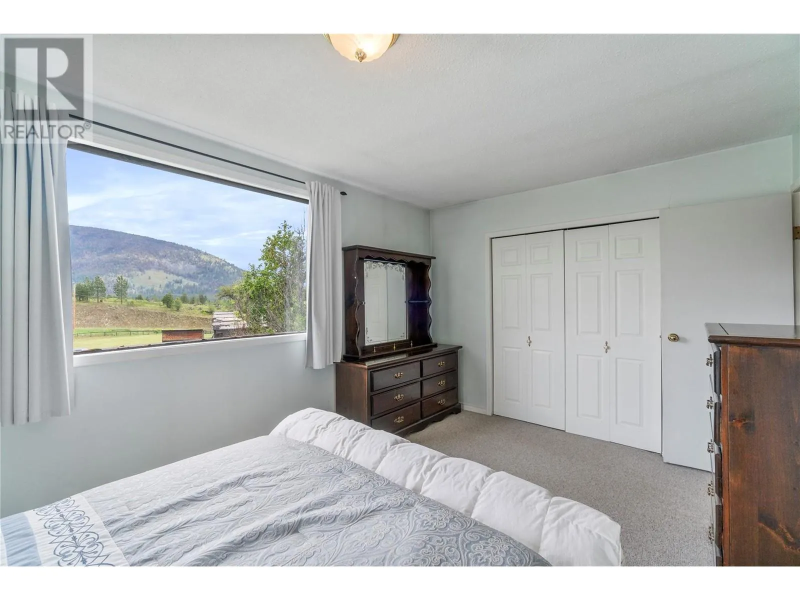3068 Yankee Flats Road