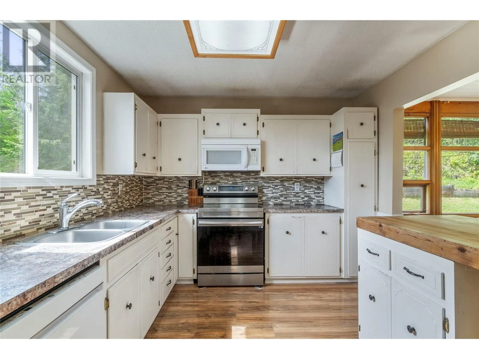 3068 Yankee Flats Road