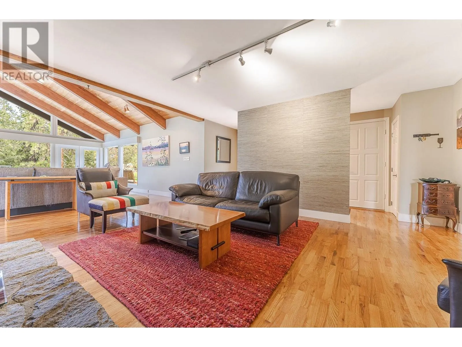 3029 Spruce Drive