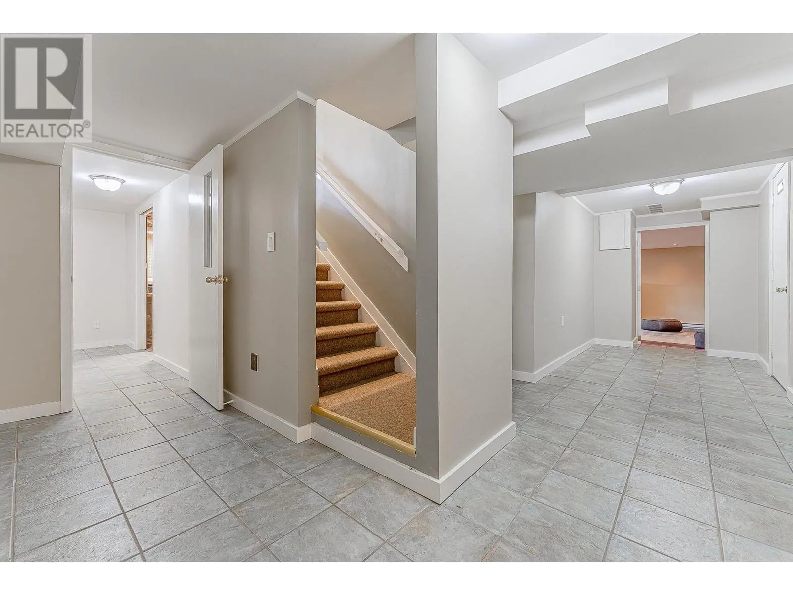 3029 Spruce Drive