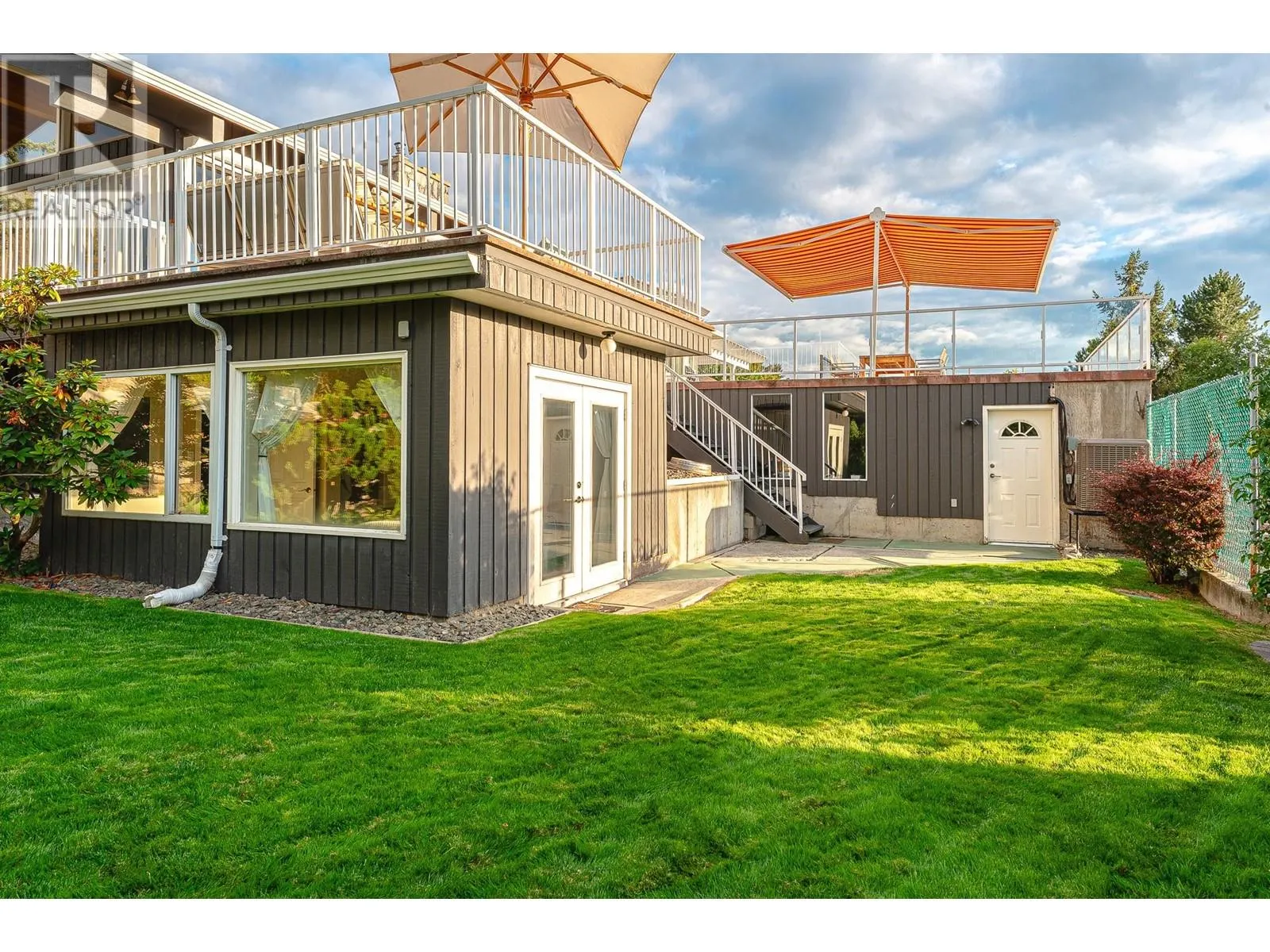 3029 Spruce Drive