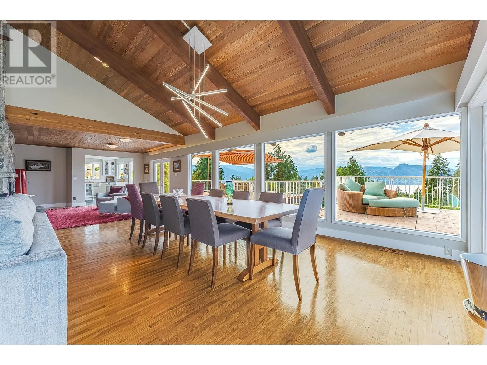 3029 Spruce Drive