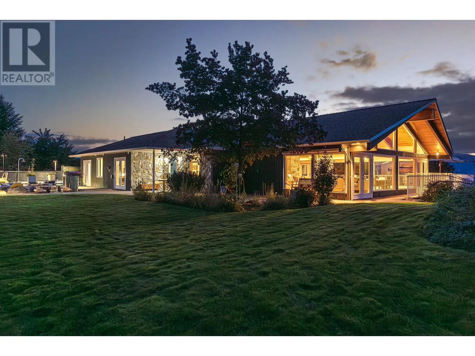 3029 Spruce Drive