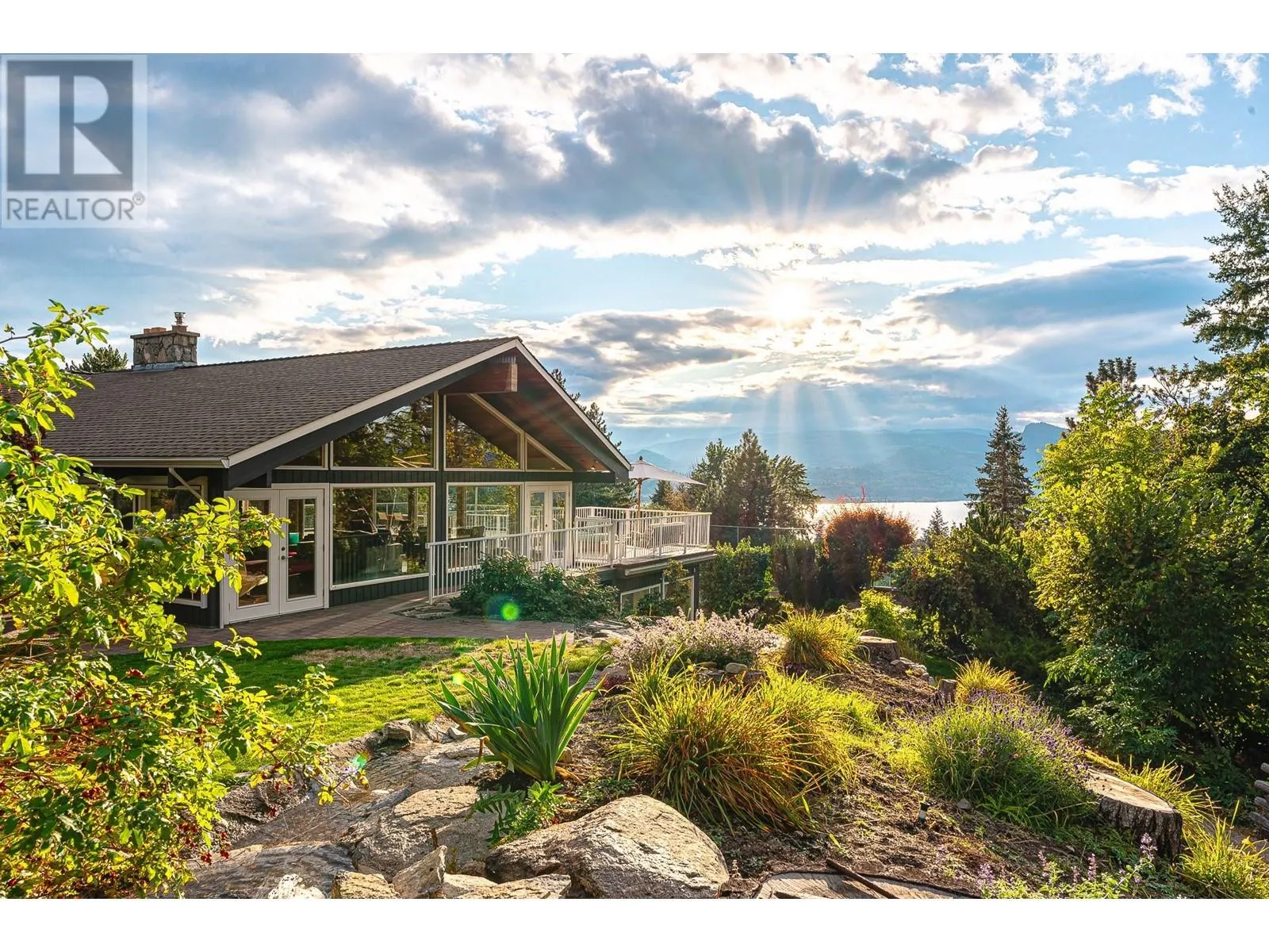 3029 Spruce Drive