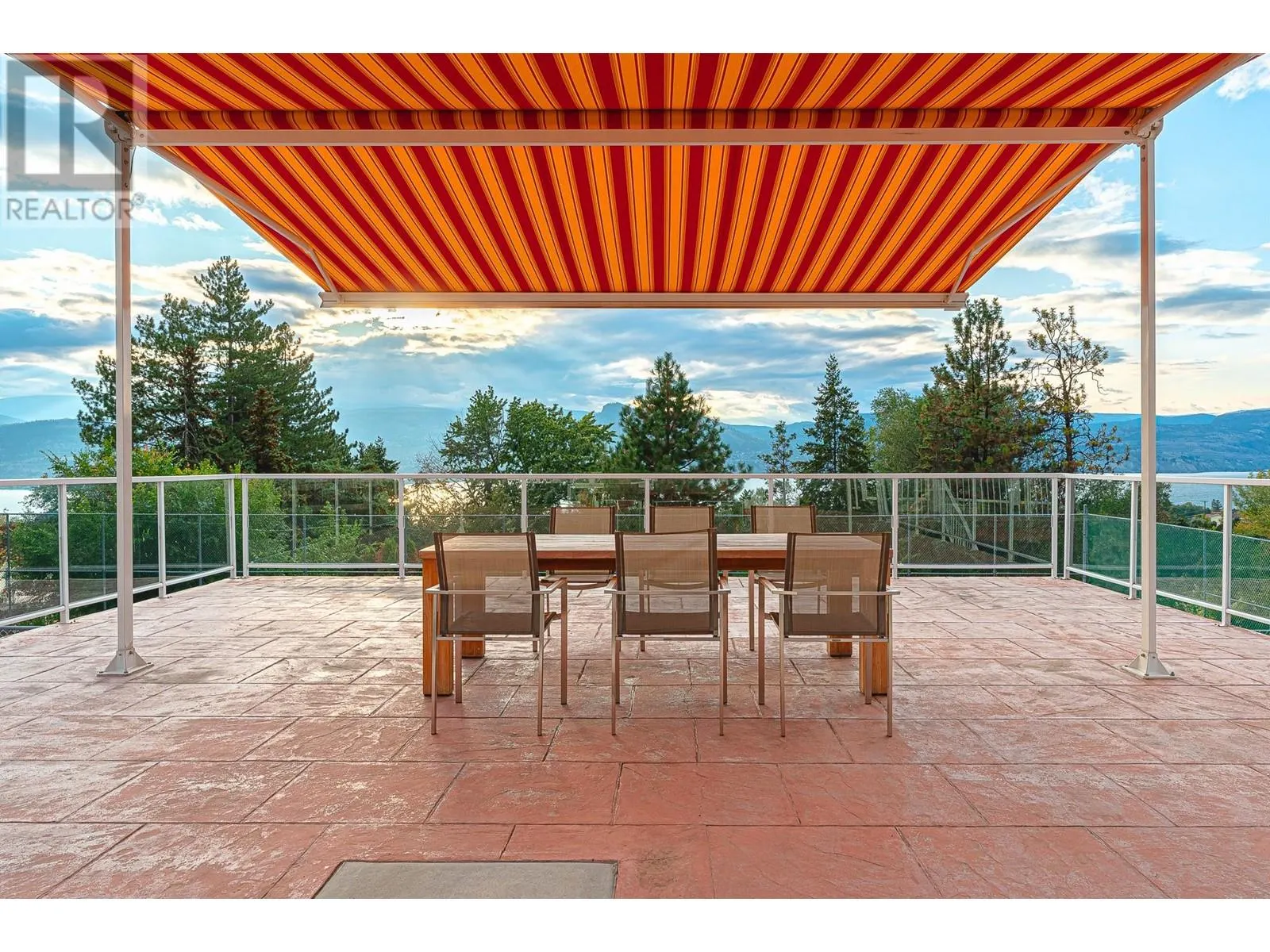 3029 Spruce Drive